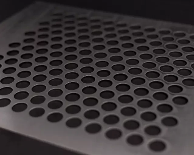 Chapa Perfurada Furo Hexagonal para Racks de Servidor