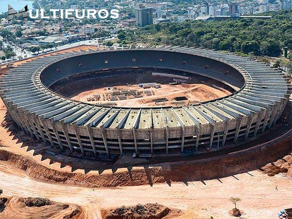 Grades de Pisos e Degraus, Grades de Pisos para o Mineirão